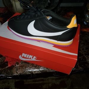 Classic Nike Women's Cortez sneakers
